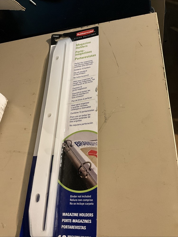 Rubbermaid Magazine Holder Three-Ring Binder 12 Magazine Holders Plastic clear