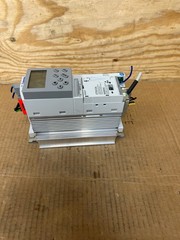 LENZE E82EV551_4C, 8200 VECTOR 0.55KW INVERTER, CLEAN TAKEOUT, MAKE OFFER!