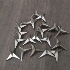 200Pcs Tire Puncture Spikes Heavy Portable Duty Carbon Steel Triangle RoadSpikes