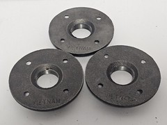 FLOOR FLANGE MALLEABLE IRON 1″ FNPT VIETNAM LOT OF 3