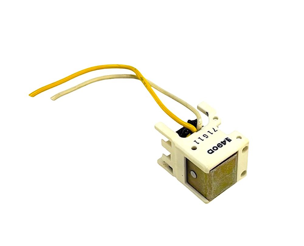 Eaton SNT1RP03K-1490D71G11 24V Shunt Trip (Short Wires)