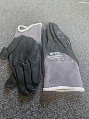 Maxiflex – Oeko-Tex Standard 100 Glove Gray/Black SFT1 Small- Dozen