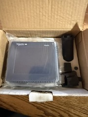 One HMISTU655 Touch Panel 3.5″ Color Screen New In Box
