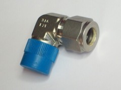 1- Swagelok Stainless Steel Elbow Connector, 1/2″ Tube x 1/2″ MNPT, SS-810-2-8