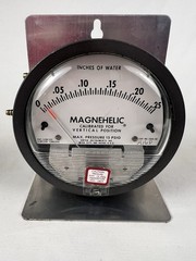 DWYER Industries Differential Pressure Gauge Maghehelic 0 – 0.25 Inches of Water
