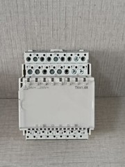 SIEMENS TXM1.6R 6 RELAY OUTPUT MODULE 553-141 REV CA- NEW WITH OLD STOCK BOX
