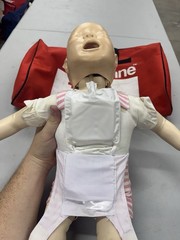 Laerdal Baby Anne Infant CPR Manikin Training Resuscitator, Lung, Carry Case D