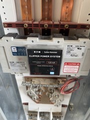 EATON PRL3A 400 AMP MLO 277/480V PANELBOARD WITH SURGE SUPRESSOR EXCELLENT USED