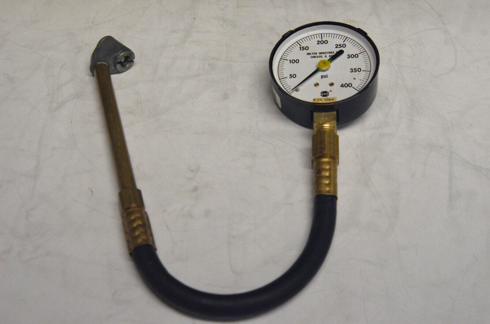 Milton Industries Air Pressure Gage Assembly 0-400PSIG P/N 1064 (3-I)