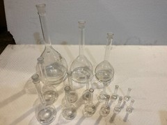 Lot of 15 Pyrex, Kimax & A Volumetric Flasks 5/10/25/50/100/250/500/1000/2000 mL