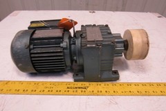 Sew R27DT71G4 61.30:1 Ratio 28RPM 1/3Hp 230/460V Inline Gear Motor