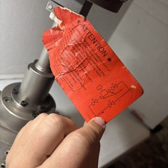 Max Machinery 286-313 5-30V Flow Transmitter W/ 214-593 Piston Flow Meter
