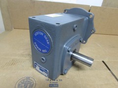 BOSTON GEAR F721-20-B5-G: 20:1 RATIO (700 SERIES GEAR BOX) ***NEW – IN BOX***