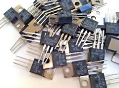 MTP3N40 N-Channel Power MOSFET, 3.0 A, 400V. in 3-pin LOT OF 10 MOTOROLA