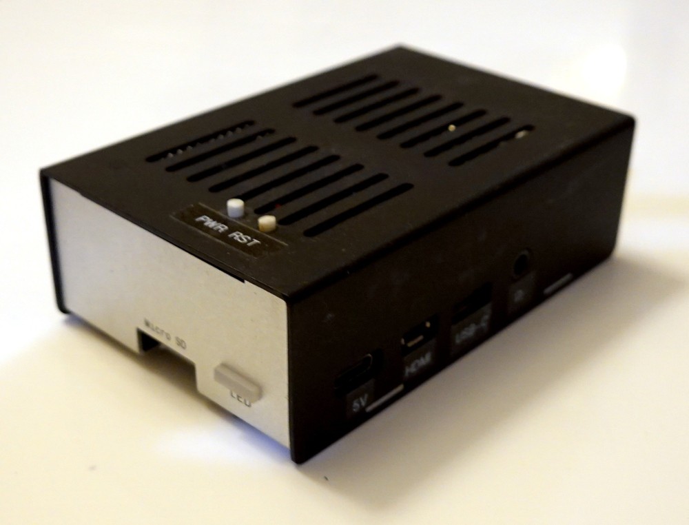 INDIEDROID NOVA 16GB RAM, 128GB EMMC IN KKSB ALUMINUM CASE W/FANS, LED, SWITCHES