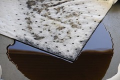 AABACO Oil Only ABSORBENT PADS Heavy Weight Sheets (100ct) 15″x17″ White