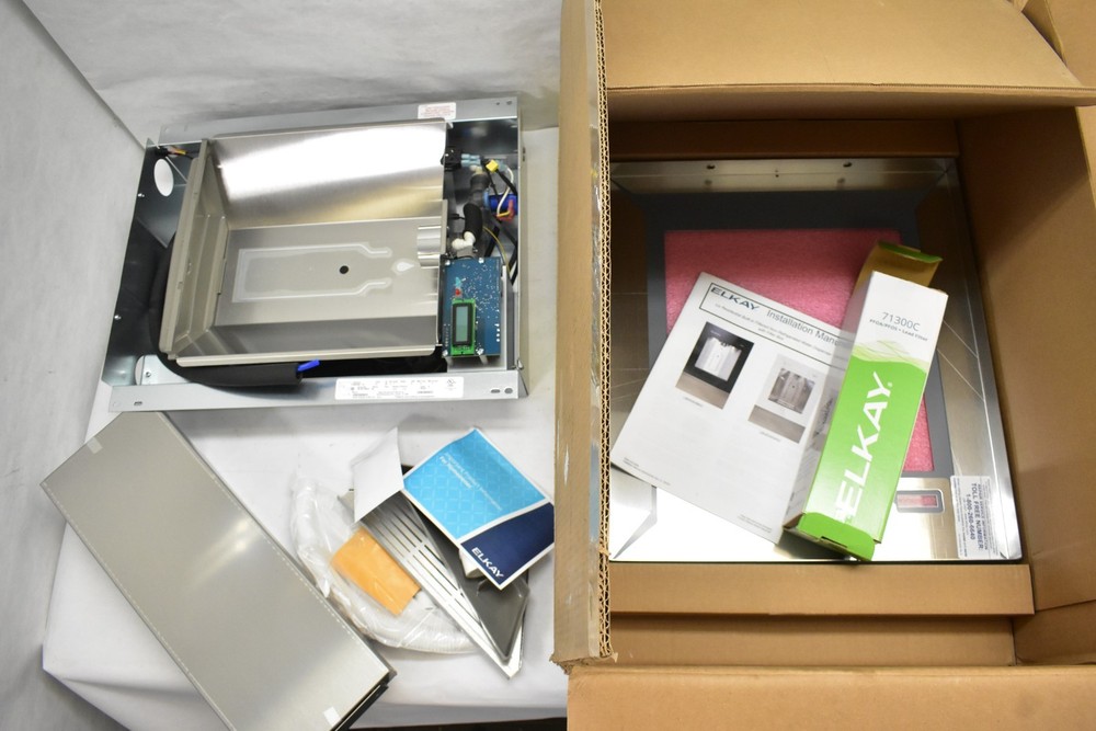 Elkay LBWD00WHC 115VAC Wall Recessed Mounting Non Refrigerated Bottle Filler