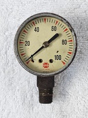 Vintage USG Pressure Gauge 100 PSI Steel Case Industrial Steam Air Gas 12108-1
