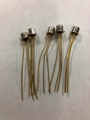 5 Pieces 2N2895 RAYTHEON GOLD LEAD TRANSISTOR TO-18