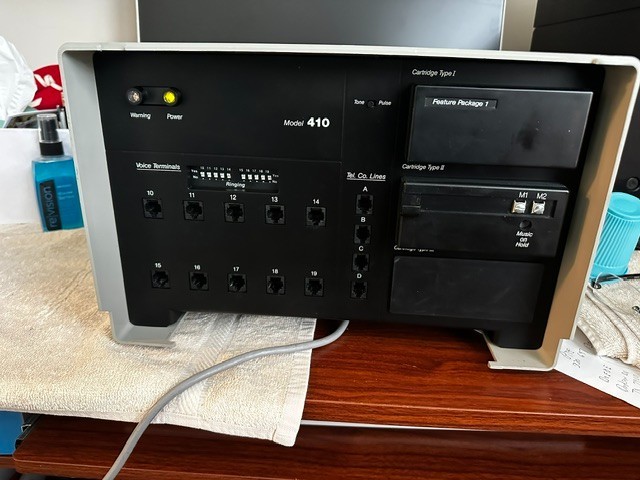 AT&T/Lucent Merlin 410 Control Unit music on hold LOOK AT DESCRIPTION ======-