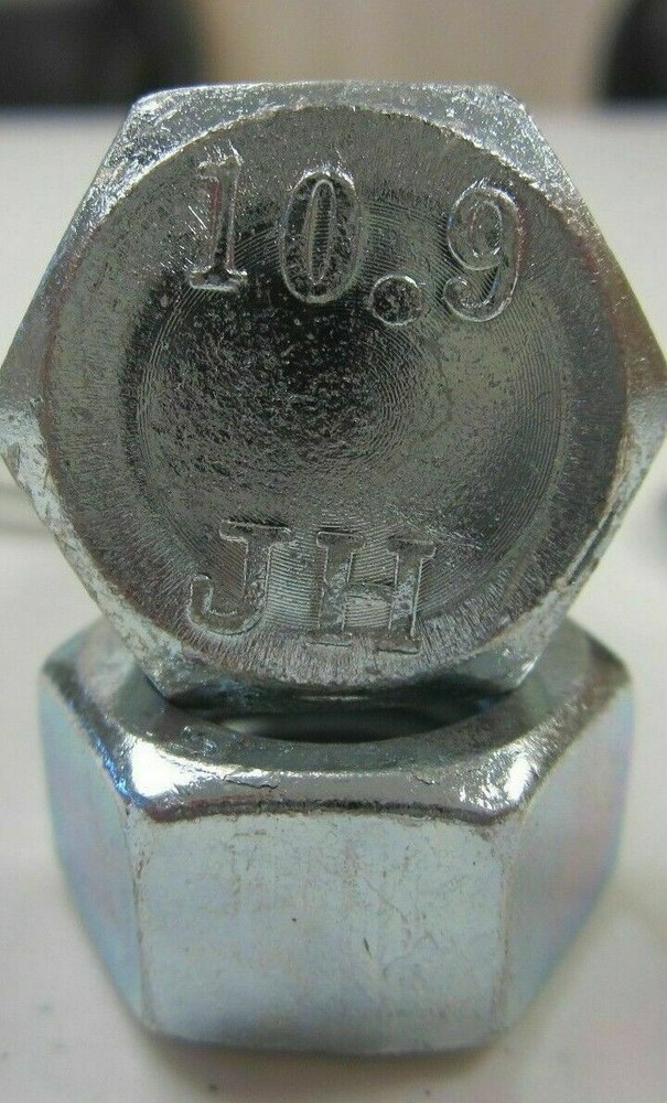 748 Piece Metric Class 10.9 Hex Head Bolt & Nut Assortment Zinc Plated