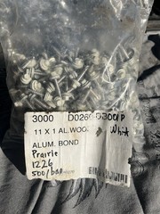 Bag of 500 Aluminum wood screws , White , rubber washer, 1/4” head new
