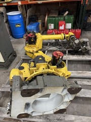 Fanuc R-2000iB/165F Robot R-J3iC Control Teach Pendant