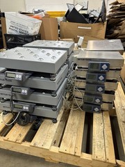 Mettler Toledo BC Shipping Scale with Stainless Platter 150 Lb Backlit Display