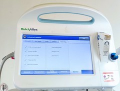 Welch Allyn Connex Vital Signs Monitor 6000 EMR WIFI w Braun ThermoScan & Extras