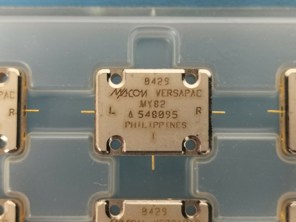 1 PCS – MACOM MY82 RF Microwave Triple Balanced Mixer LO & RF 2 to 18 GHz NEW