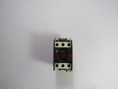 Klockner-Moeller DIL0-M-110V/50Hz-120V/60Hz Contactor 110V/50Hz 120V/60Hz USED