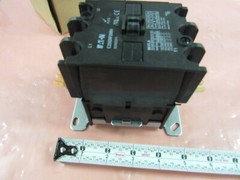 EATON C25GNF290H DEFINITE PURPOSE CONTACTOR 2P 90A 600V (277VAC COIL)**NIB**