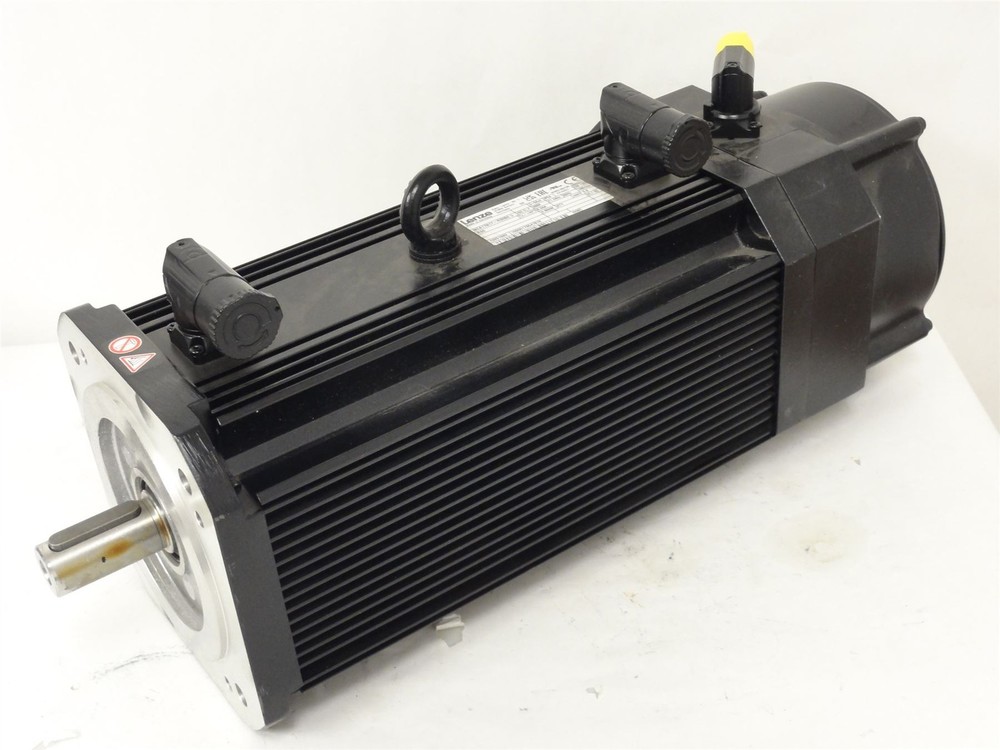 238495 New-No Box; Lenze MCA17N17-RS0B0 Servo Motor; 5.1HP; 390V; 1680 RPM
