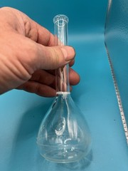 Lot of 6 Volumetric Flasks, Various sizes:10, 25, 50, 100, 200, 250 mL