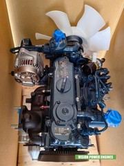 NEW AND GENUINE KUBOTA ENGINE D902 17.4KW 23HP 3600 RPM Free ship