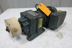 Sew R27DT71G4 61.30:1 Ratio 28RPM 1/3Hp 230/460V Inline Gear Motor