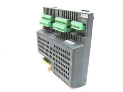 ABB DSQC 327 3HAB 7230-1 Combination I/O Module
