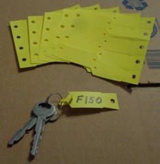 45 Yellow Arrow Tags Key / Price / Item Label Self Locking 4-1/2 X 3/4 inch
