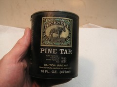 Bickmore Pine Tar 16 oz Horse Hoof Cattle Dehorn Trees Garden