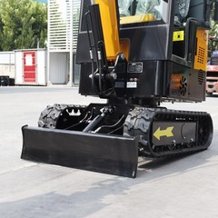 Enclosed cab 1.2Ton Mini Excavator With 9 Attachments Kit 13.5hp Mini Digger