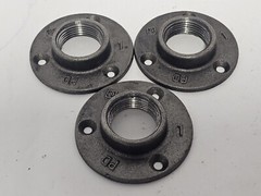 FLOOR FLANGE MALLEABLE IRON 1″ FNPT VIETNAM LOT OF 3