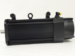 238495 New-No Box; Lenze MCA17N17-RS0B0 Servo Motor; 5.1HP; 390V; 1680 RPM