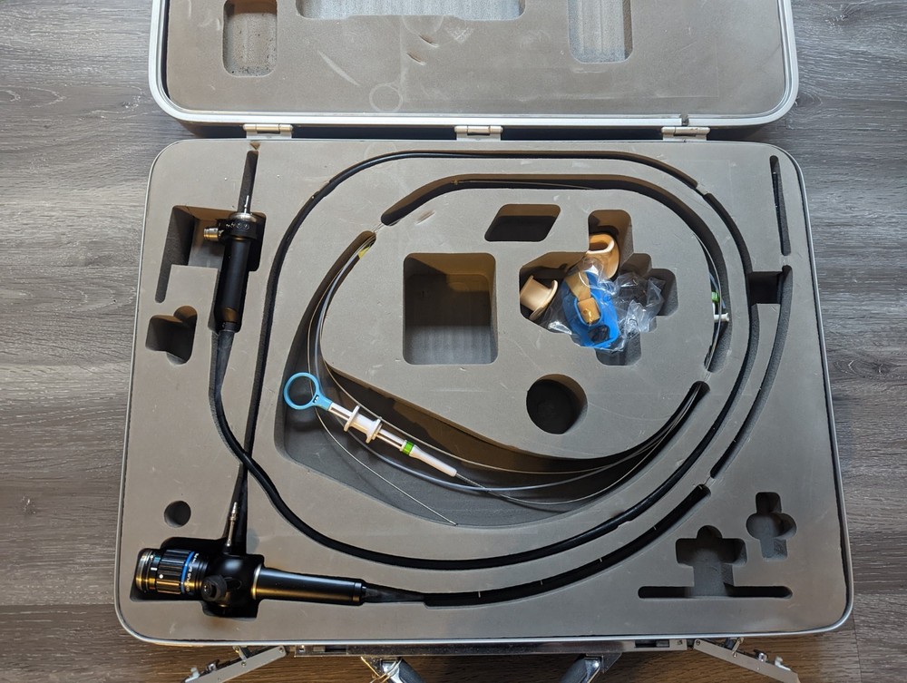 Olympus BF-P10 Bronchoscopy Endoscope With Case & Accessories