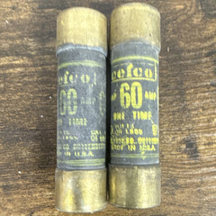 Melfco 60A 551-600V HRC Cartridge Fuse Fast-Acting One-Time Use 2PK
