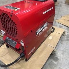 Lincoln Precision TIG 225 TIG Welder with Torch, Foot Pedal Ground clamp Chord