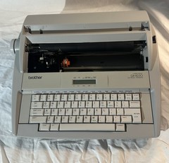 Brother (GX-8250) Electronic Correctronic Electric Typewriter [TESTED & WORKING]