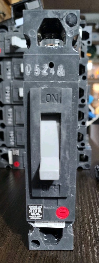 GE THED113020 Single Pole 30 Amp 277 Volt 65kA@277V Bolt On (student display)