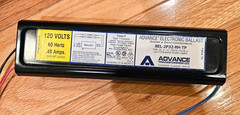 Advance Electronic Ballast REL-2P32-RH-TP for Rapid Start Lamps 120V 60Hz