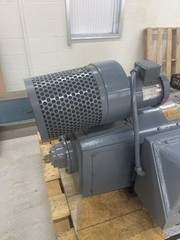 GE KINAMATIC Direct Current Motor 200 HP 500 Volts RPM 1750/2000 Type CDL409AT