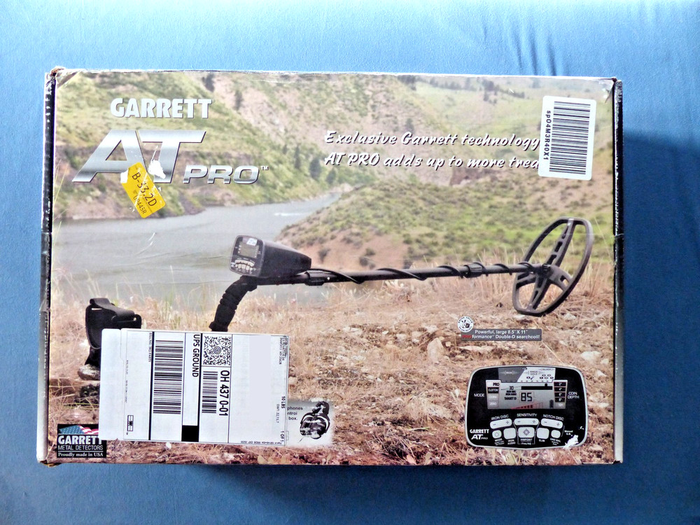 Garrett AT Pro Metal Detector 100% Water Submersible to 10′ Free Land Headphones